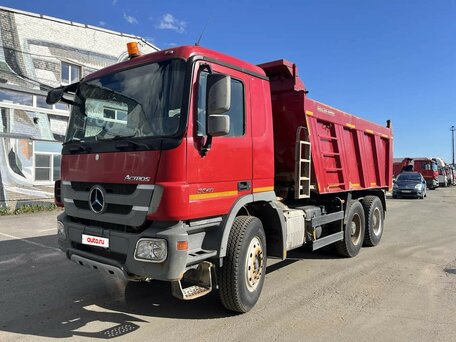 2018 Mercedes-Benz Actros, пурпурный, 4150000 рублей, вид 1
