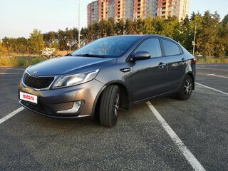 2014 Kia Rio 6-speed III, серый, 1120000 рублей, вид 1