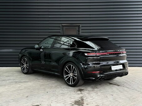 2026 Porsche Cayenne Coupé III Рестайлинг, чёрный, 21400000 рублей, вид 3