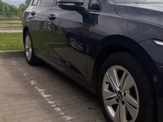 2021 Volkswagen Golf VIII, серый, 1900000 рублей, вид 4