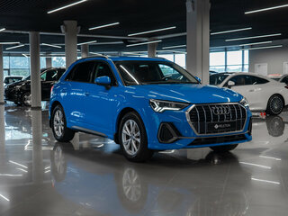 2019 Audi Q3 35 TFSI II (F3), голубой, 3070000 рублей, вид 2