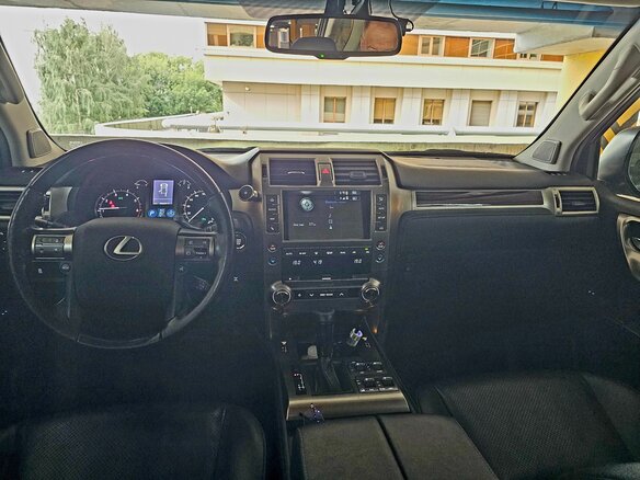 2018 Lexus GX 460 II Рестайлинг, чёрный, 6300000 рублей - вид 12