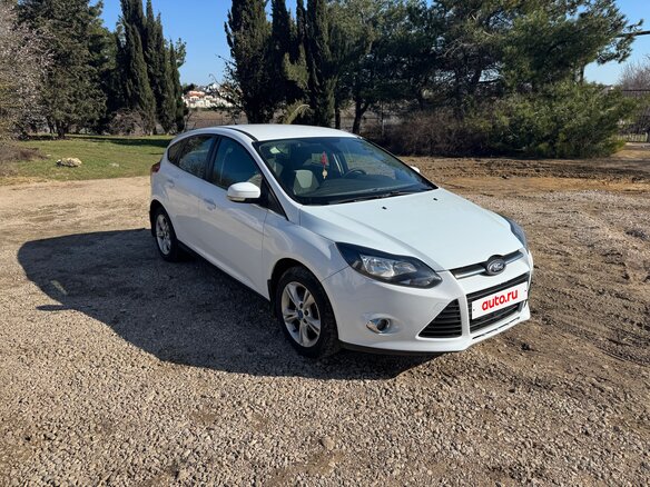 2011 Ford Focus III, белый, 1200000 рублей - вид 2