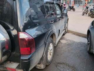 2004 Mitsubishi Pajero III Рестайлинг, чёрный, 850000 рублей, вид 5