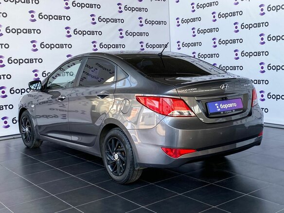 2015 Hyundai Solaris I Рестайлинг, серый - вид 3