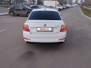 2013 Skoda Octavia III (A7), белый, 1200000 рублей, вид 4