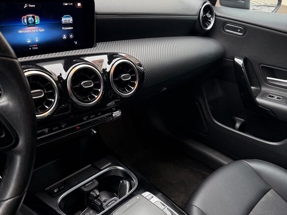 2019 Mercedes-Benz CLA 200 II (C118, X118), синий, 2650000 рублей - вид 19