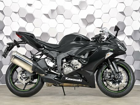 2019 Kawasaki ZX-6 Ninja, чёрный, 1149000 рублей, вид 3