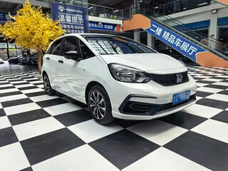 2023 Honda Fit IV Рестайлинг, белый, 958000 рублей, вид 1