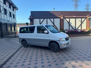 2001 Mazda Bongo Friendee I Рестайлинг, белый, 580000 рублей, вид 4