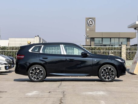 2026 BMW X3 Long 30L xDrive IV (G45/G48), чёрный, 6490000 рублей, вид 4