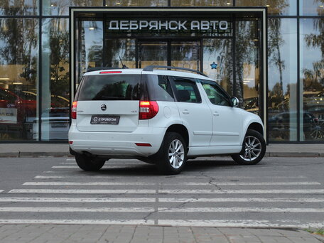 2016 Skoda Yeti I Рестайлинг, белый, 1050000 рублей, вид 2