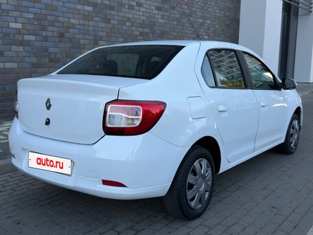 2021 Renault Logan II Рестайлинг, белый, 755000 рублей, вид 4