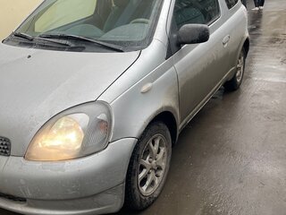 2000 Toyota Yaris I, белый, 180000 рублей, вид 1