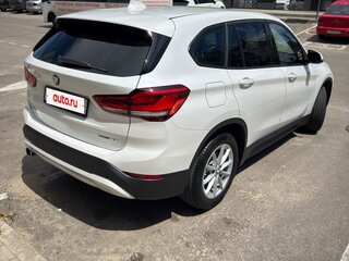 2021 BMW X1 18i sDrive II (F48) Рестайлинг, белый, 3250000 рублей, вид 3