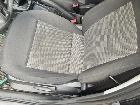 2014 Volkswagen Polo V, чёрный, 850000 рублей - вид 8