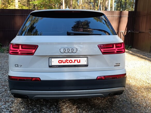 2016 Audi Q7 II (4M), белый, 3975000 рублей - вид 3