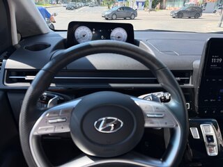 2023 Hyundai Staria I, чёрный, 5200000 рублей, вид 5