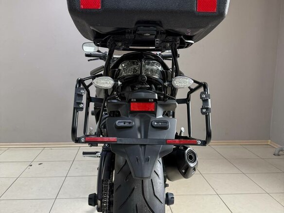 2011 Yamaha FZ1, чёрный, 690000 рублей - вид 5