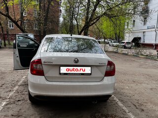 2014 Skoda Rapid I, белый, 400000 рублей, вид 4