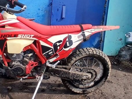 2024 Regulmoto Holeshot, красный, 220000 рублей, вид 3