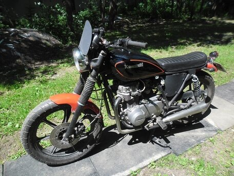 1983 Kawasaki KZ 700, красный, 285000 рублей, вид 1