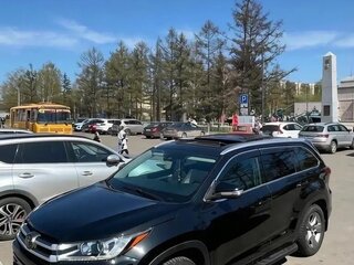 2019 Toyota Highlander III (XU50) Рестайлинг, чёрный, 3899000 рублей, вид 3