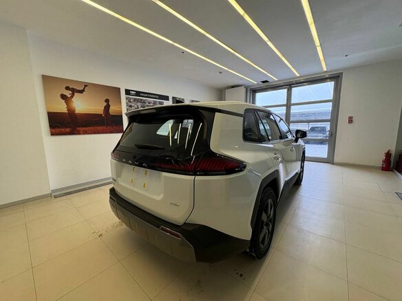 2026 Toyota RAV4 VI (XA60), белый, 4440000 рублей - вид 8