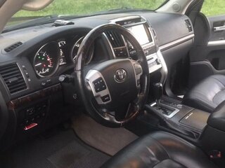 2014 Toyota Land Cruiser 200 Series Рестайлинг 1, чёрный, 3700000 рублей, вид 5