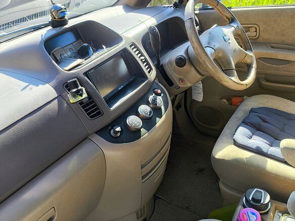 2004 Nissan Serena II (C24), серый, 375999 рублей - вид 4