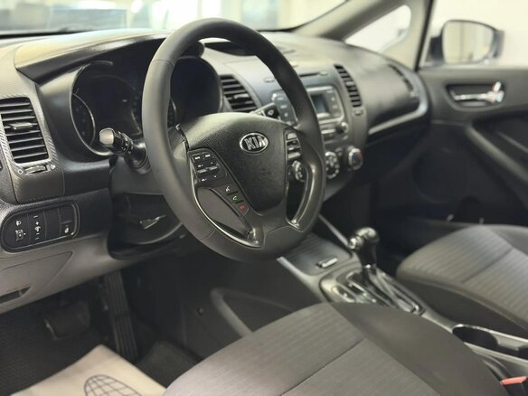 2015 Kia Cerato III, белый, 1170000 рублей - вид 8