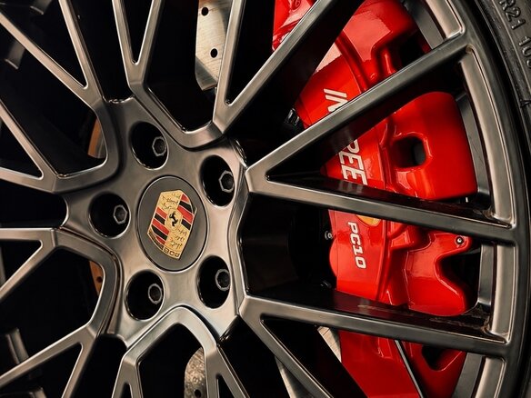 2023 Porsche Cayenne GTS III, чёрный, 15300000 рублей - вид 7