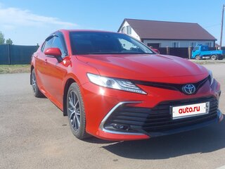 2021 Toyota Camry VIII (XV70) Рестайлинг, чёрный, 5500000 рублей, вид 3