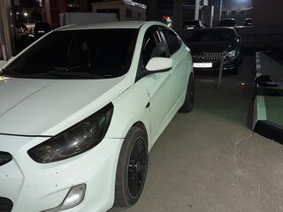 2012 Hyundai Solaris I, белый, 770000 рублей, вид 1