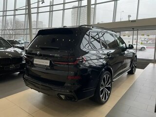 2026 BMW X7 40d I (G07) Рестайлинг, чёрный, 18990000 рублей, вид 5