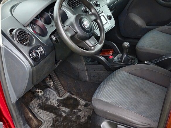 2008 SEAT Altea I, красный, 450000 рублей - вид 8