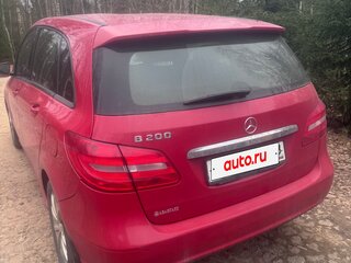 2012 Mercedes-Benz B-Класс 200 II (W246), красный, 1250000 рублей, вид 4