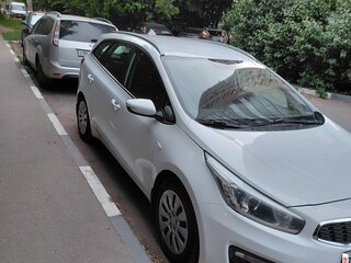 2017 Kia Ceed II Рестайлинг, белый, 1150000 рублей, вид 5