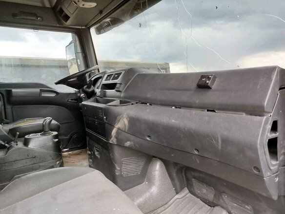 2022 Sinotruk Sitrak C7H, жёлтый, 2244000 рублей - вид 4