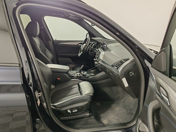 2020 BMW X3 20d xDrive III (G01), чёрный - вид 13