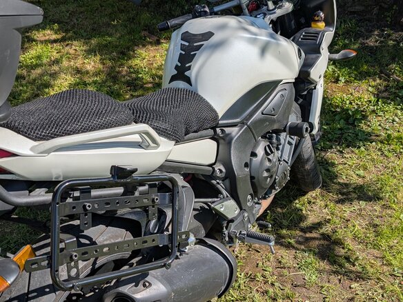 2012 Yamaha FZ1, белый - вид 5