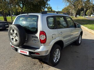 2011 Chevrolet Niva I Рестайлинг, серый, 450000 рублей, вид 3