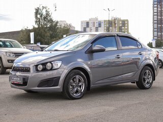 2014 Chevrolet Aveo II, серый, 899000 рублей, вид 2