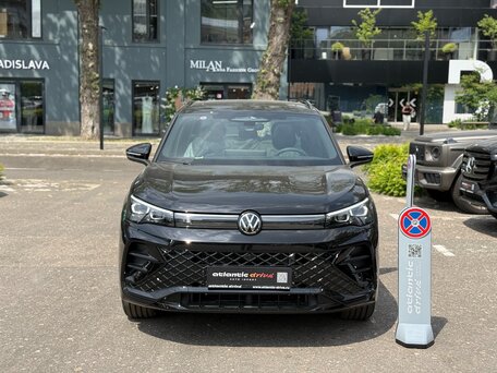2026 Volkswagen Tiguan L Pro III (China Market), чёрный, 4190000 рублей, вид 2