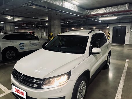 2012 Volkswagen Tiguan I Рестайлинг, белый, 1070000 рублей, вид 1