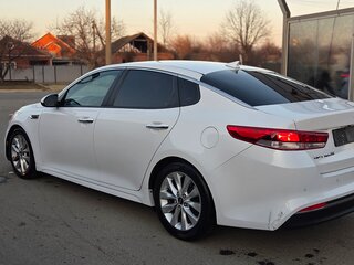 2017 Kia Optima IV, белый, 1350000 рублей, вид 3