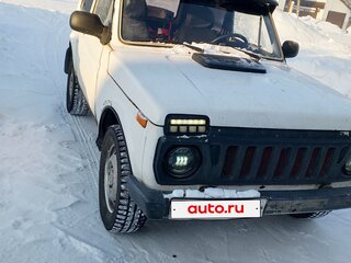1996 Lada (ВАЗ) 2121 (4x4) I Рестайлинг, белый, 230000 рублей, вид 2