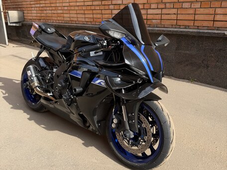 2021 Yamaha YZF-R1, чёрный, 1900000 рублей, вид 2