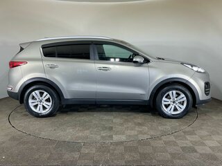2017 Kia Sportage IV, бежевый, 1830000 рублей, вид 4
