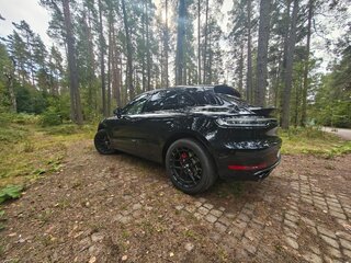 2020 Porsche Macan GTS I Рестайлинг, чёрный, 6500000 рублей, вид 3